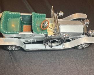 Franklin Mint 1:24 scale die-cast model of the 1907 Rolls-Royce 
