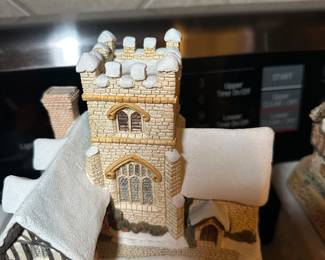 David Winter "A Christmas Carol" cottage