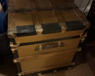 Steamer trunk