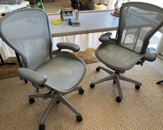 Pr. Herman Miller Aeron Desk Chairs
