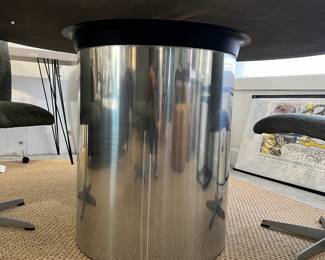 Table Base (close)