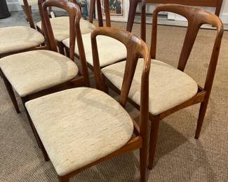 Rosewood Chairs (close)