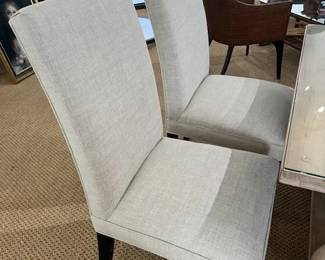 RH Chair (close)