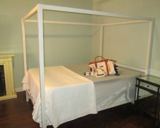 Queen-Size Mattress Set + Queen Linens