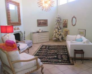 Stylish & Cozy Living Area