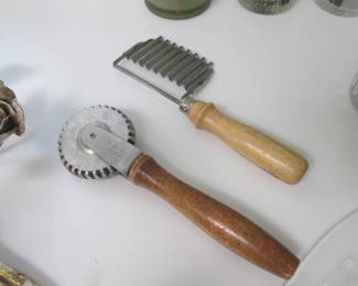 Pastry Cutters & Sealers