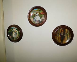 DECORATOR WALL PLATES