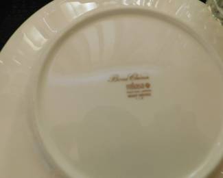 MIKASA "MOUNT HOLYOKE" FINE CHINA