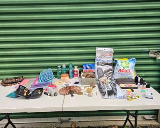 Health Beauty Mystery Lot Bath Body Works Wig Hair Cosmetic Bags Etc