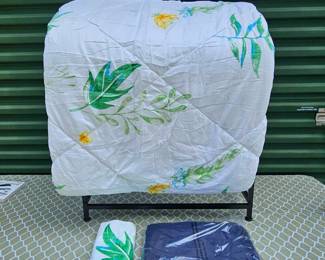 Queen Flower Comforter Pillowcase Bed Skirt Unknown Size