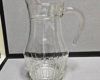 Vintage Clear Glass Pitcher By Luminarc France Excellent Condition 9.75