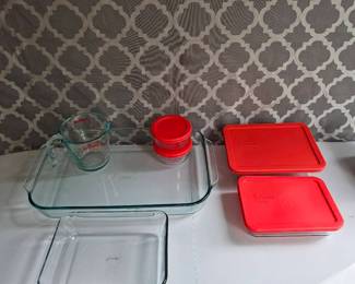 Pyrex Essentials