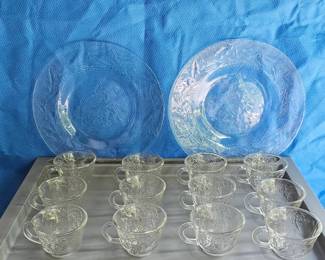 Christmas In July 11 Egg Nog Cups 2 Christmas Tree Platters