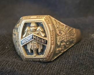 1932 Rocky Mount High School ring