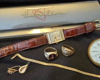 Gold jewelry