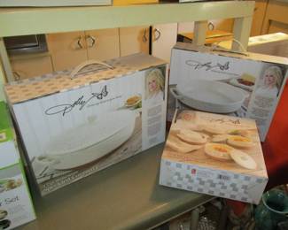 new / Dolly kitchen  items 