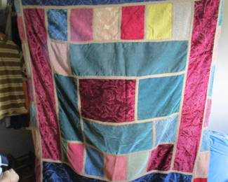 MANY Quilts and blankets 