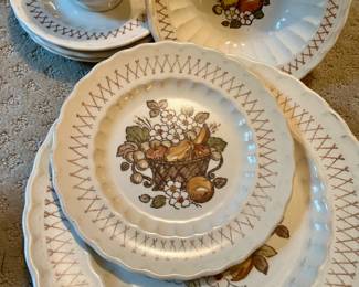 Metlox Vernon Ware "Fruit Basket"