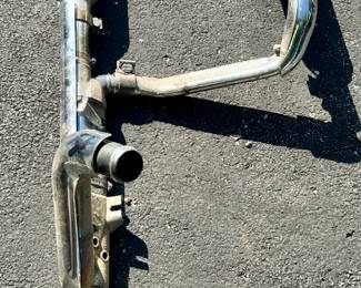 Harley Davidon Road Glide Factory Exhaust