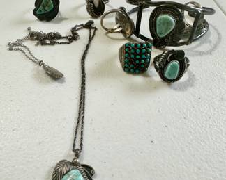 Lot Costume Jewelry Necklaces, Earrings