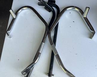 Streetglide 07 Saddle Bag Guard Rails