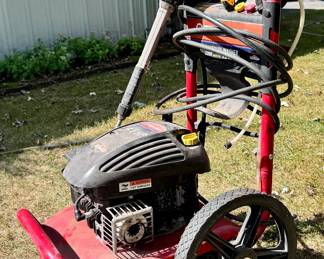 2200 PSI Gas Pressure Washer