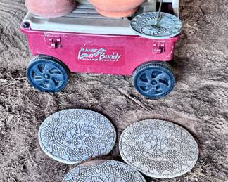 Lawn Buddy, Garden Art, Pots