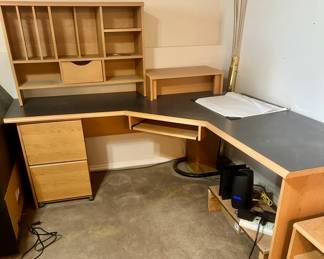 Desk w/Cubby/Printer Stand