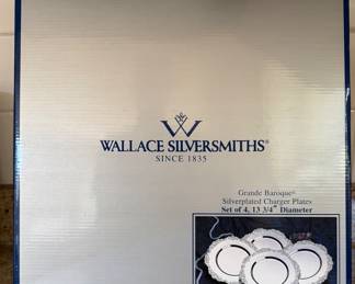 Set of 12 Wallace Silver Plate Charge Plates. 