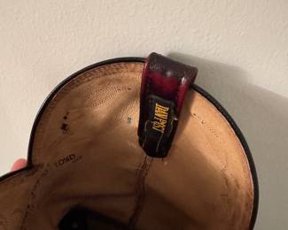 Size 10.5D Leather Cowboy Boots. Photo 2 of 2.