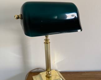 Emeralite Bankers Lamp. 