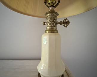 Vintage Porcelain Table Lamp. Photo 2 of 2. 