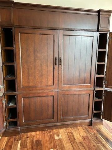 Pantry/storage unit side storage