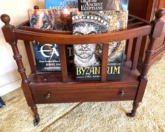 Mid-Century Columbia Manufacturing Co. Mahogany Magazine Stand