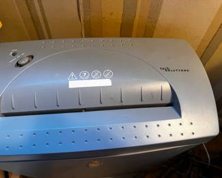 Tech solutions shredder 