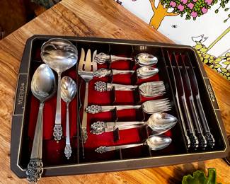 Oneida MCM utensils