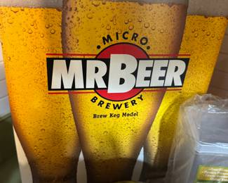 Mr Beer micro Brewery Brew Keg Model