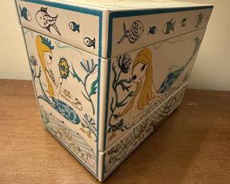 Vintage Jewelry Box