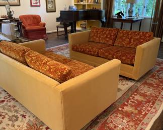 Modern loveseats