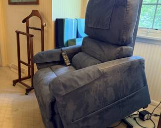 Lift Reclining Chair - Excellent!