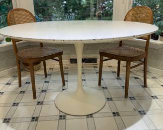 Knoll MCM Tulip Dining Table w/Label