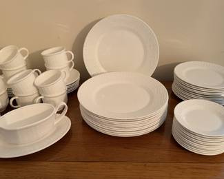 Wedgwood "Nantucket Basket" China Set