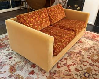 Modern loveseats