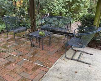 Woodard Iron Mesh Outdoor Furniture