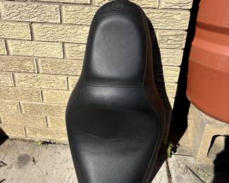 Motorcycle seat