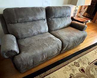 Reclining couch