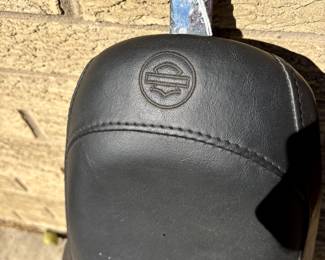 Motorcycle seat