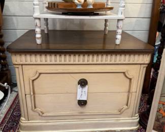 2 drawer Vintage Nightstand
