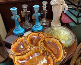 serving platter, candle holders