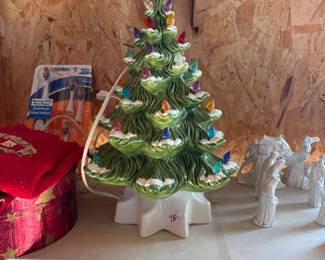 … vintage ceramic Christmas tree